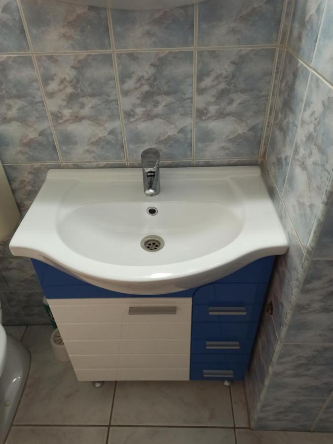 Robert'S Apartment Braşov Esterno foto